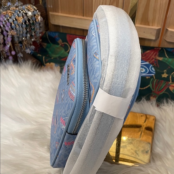 Michael Kors Blue Graphic Messenger Bag - Picture 4 of 9